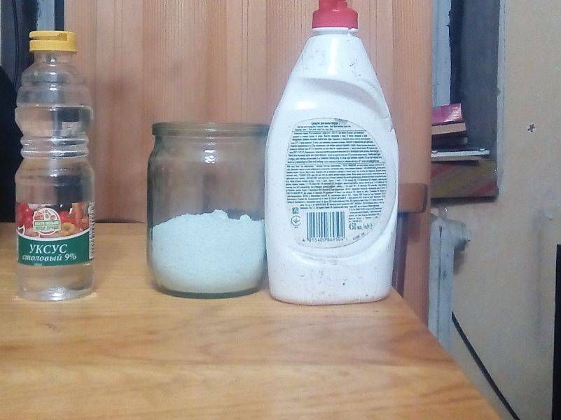 Соль и уксус против сорняков: пропорции и как разводить с водой