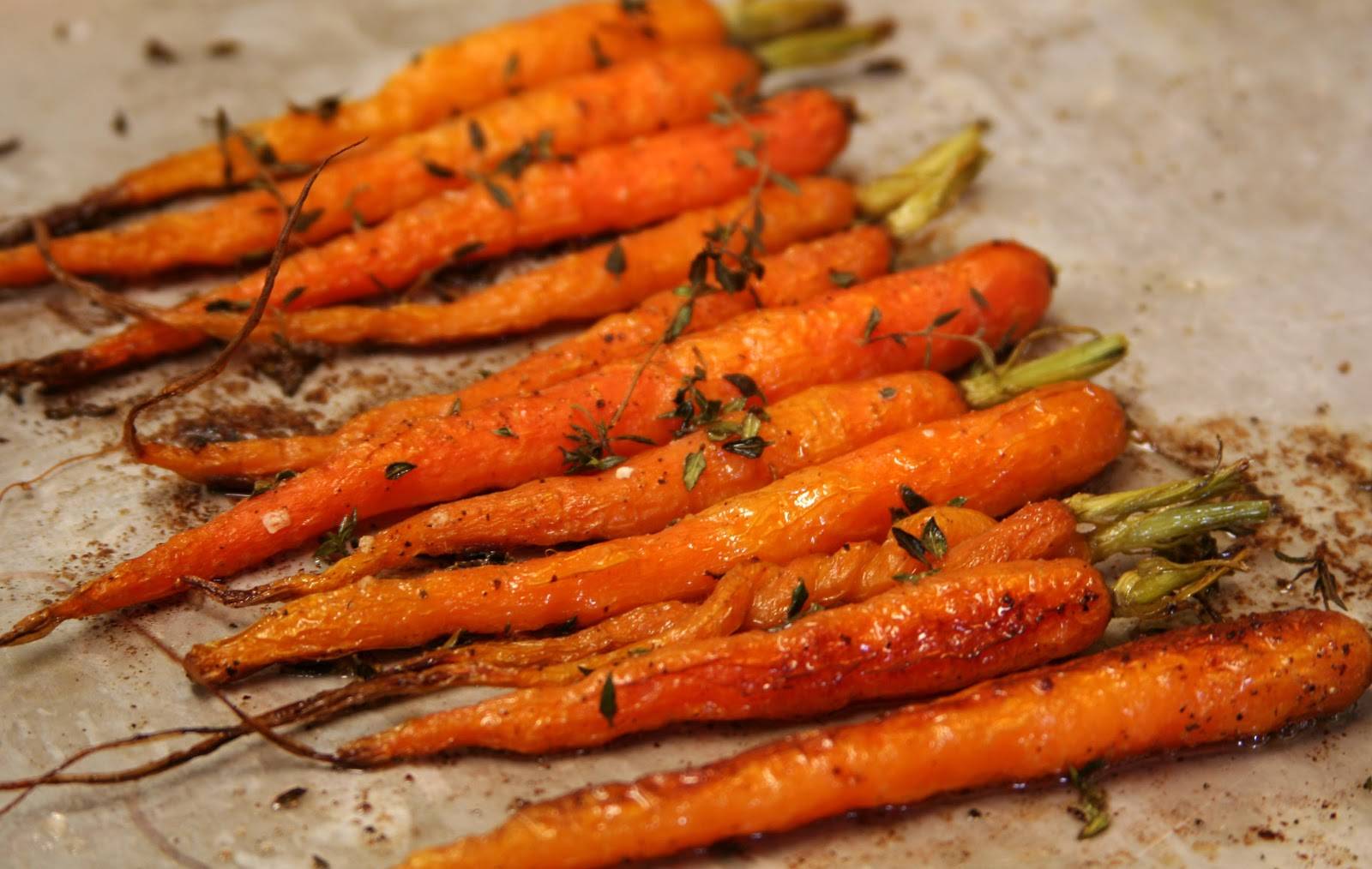 К чему снится морковь свежая. Морковь. Морковка на гарнир. Печеная мини морковь. Мини морковь на гарнир.